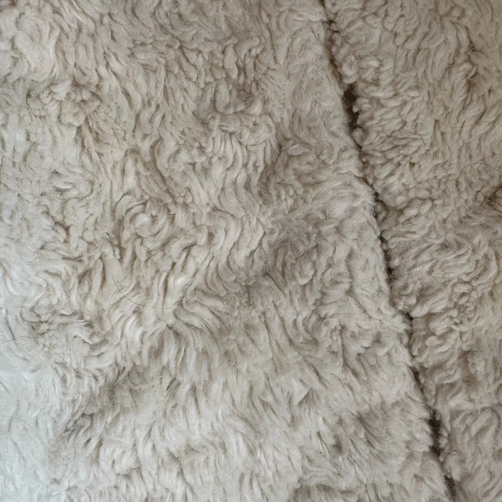 H&M Cream Faux Fur Vest Plush Layer. Size 6-7Y‎